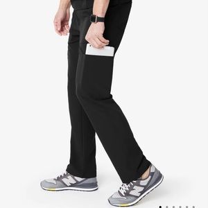 ‼️SOLD‼️ FIGS Scrub pants Cairo (men’s; fits small/tall women), Small, Black